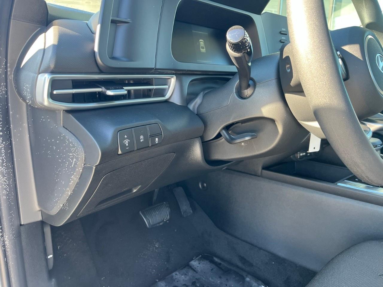 2026 Hyundai Elantra Essential IVT Photo