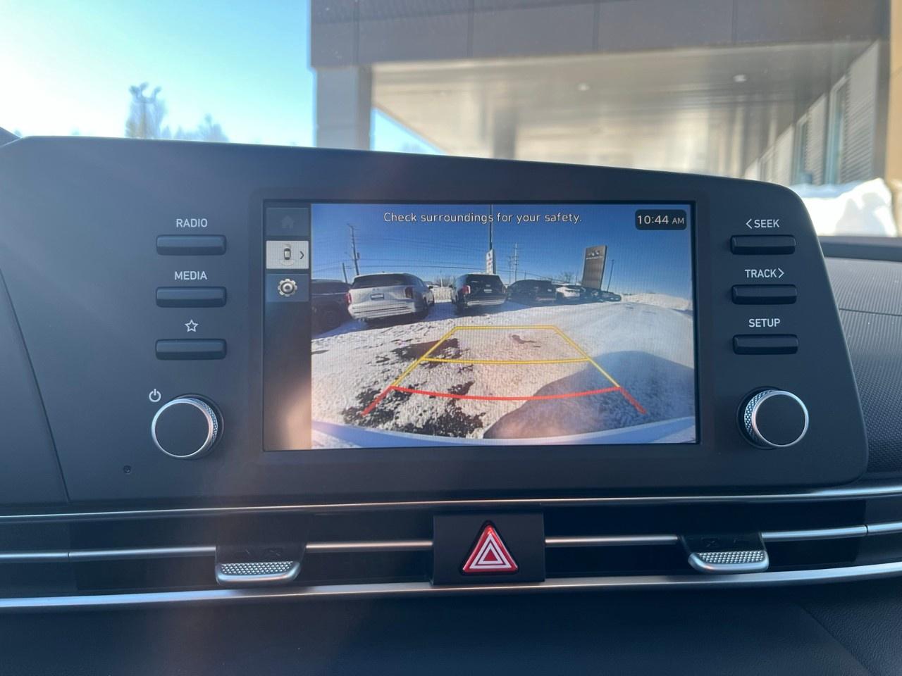 2026 Hyundai Elantra Essential IVT Photo