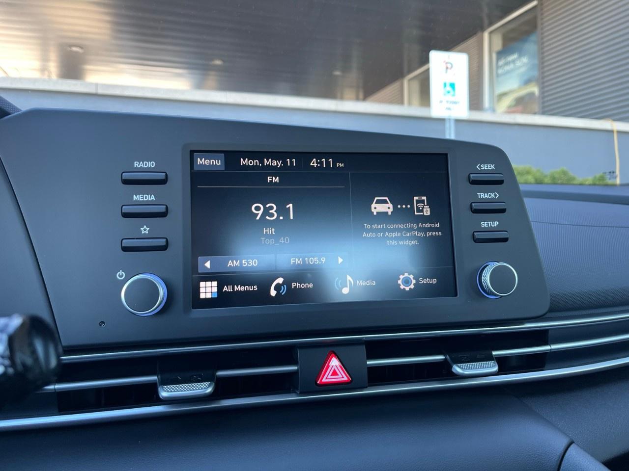 2026 Hyundai Elantra Essential IVT Photo