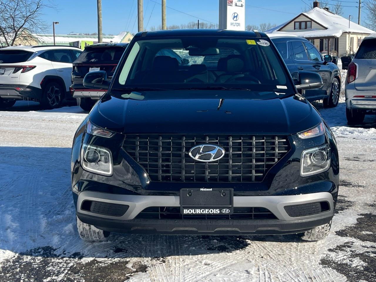 2026 Hyundai Venue Essential IVT Photo