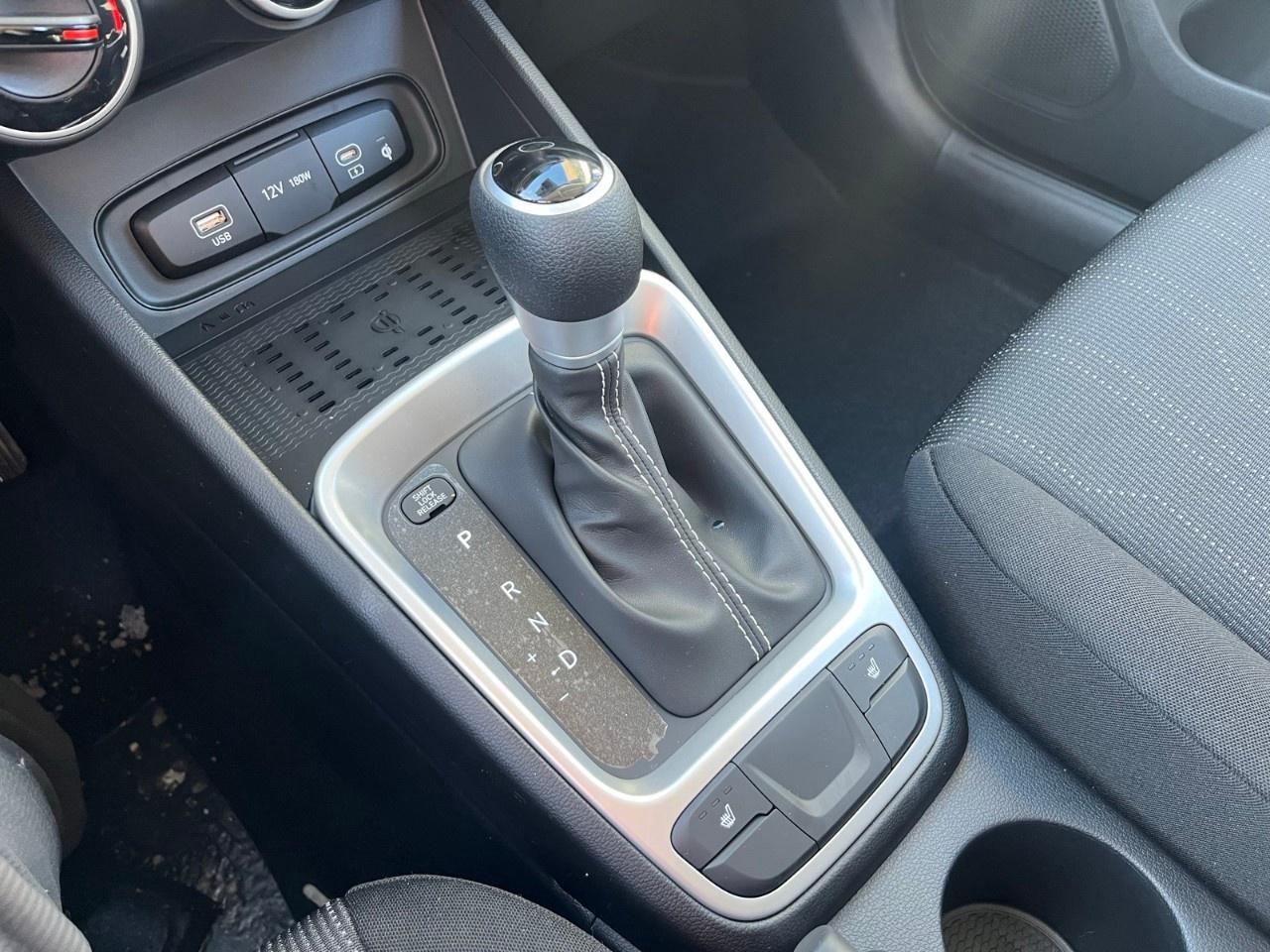 2026 Hyundai Venue Essential IVT Photo