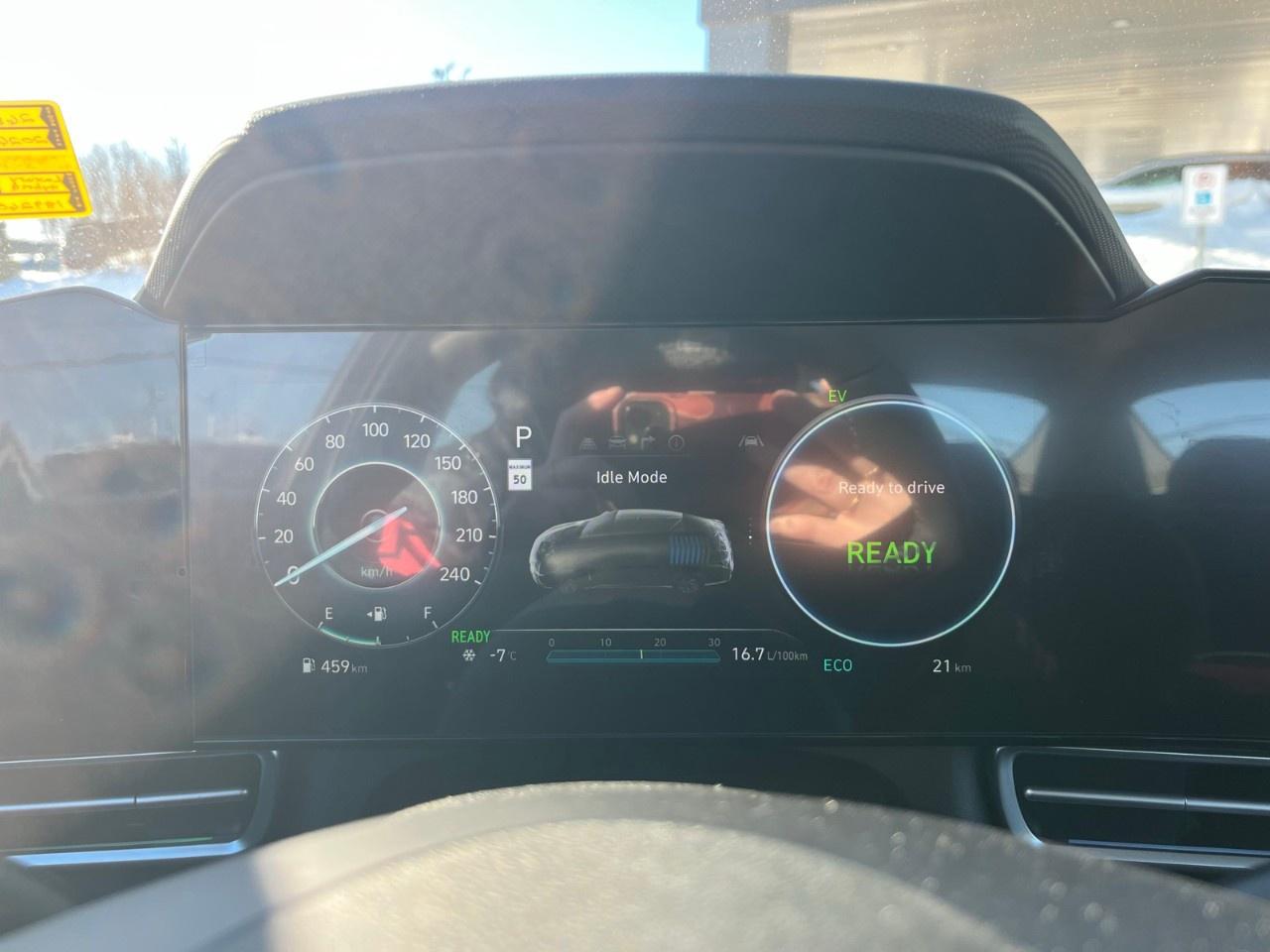 2026 Hyundai Elantra Hybrid Luxury Sedan Photo