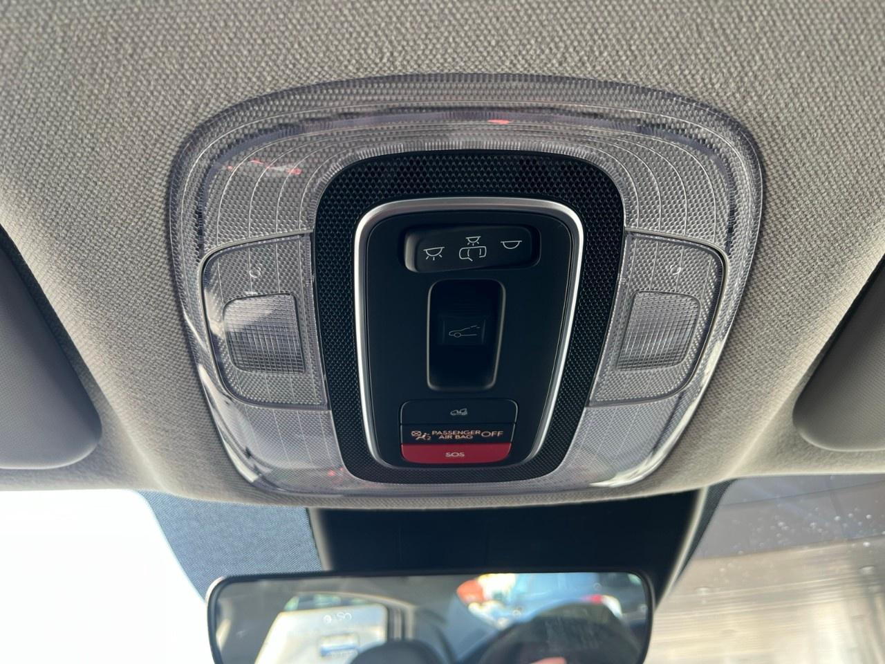 2026 Hyundai Elantra Hybrid Luxury Sedan Photo