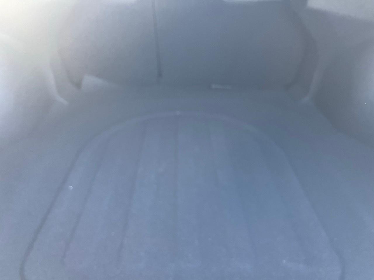 2026 Hyundai Elantra Hybrid Luxury Sedan Photo