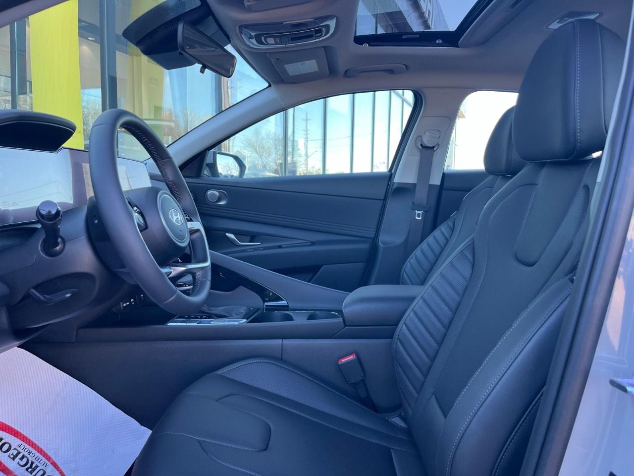 2026 Hyundai Elantra Hybrid Luxury Sedan Photo
