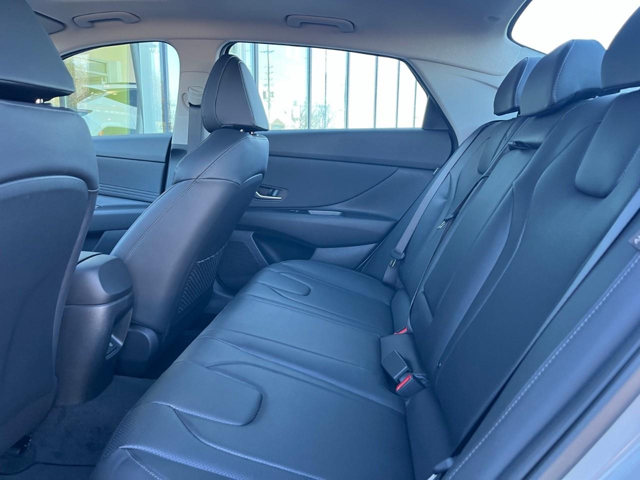 2026 Hyundai Elantra Hybrid Luxury Sedan Photo