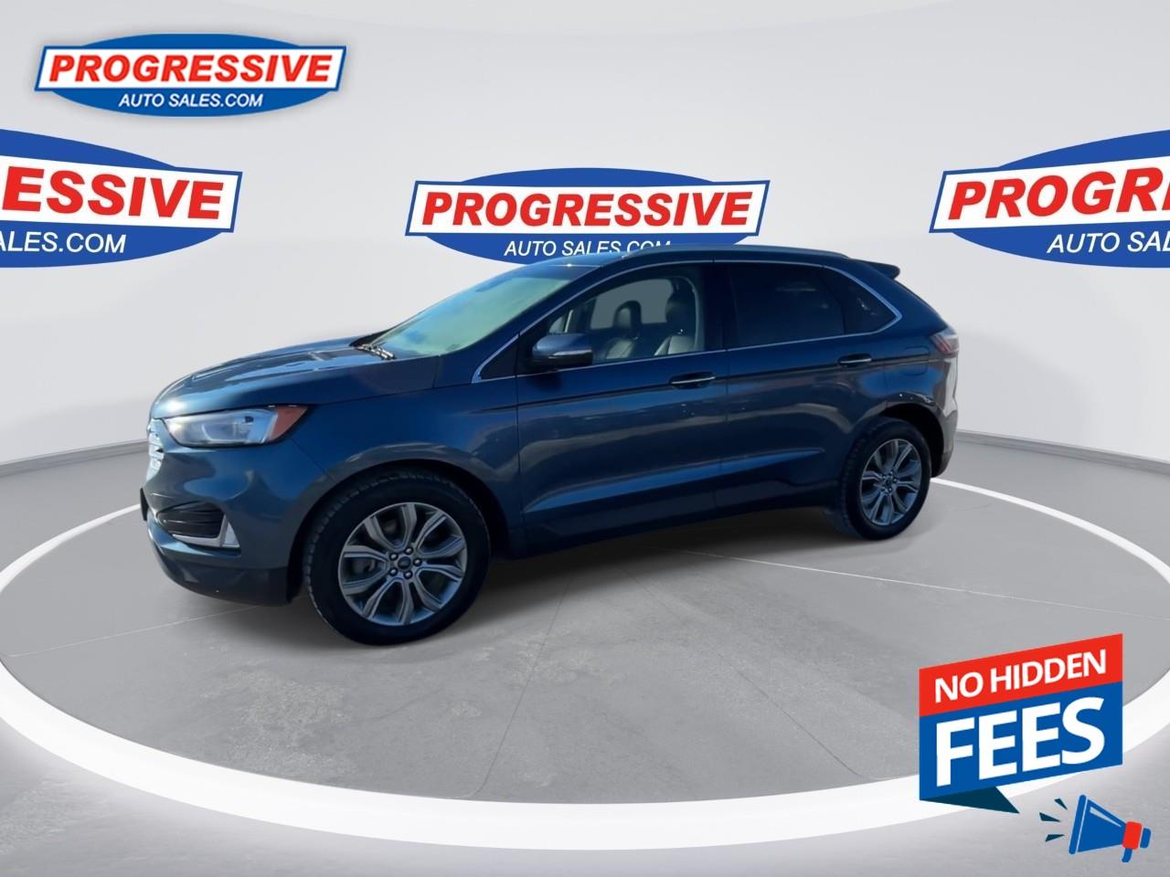 2019 Ford Edge Titanium Photo4