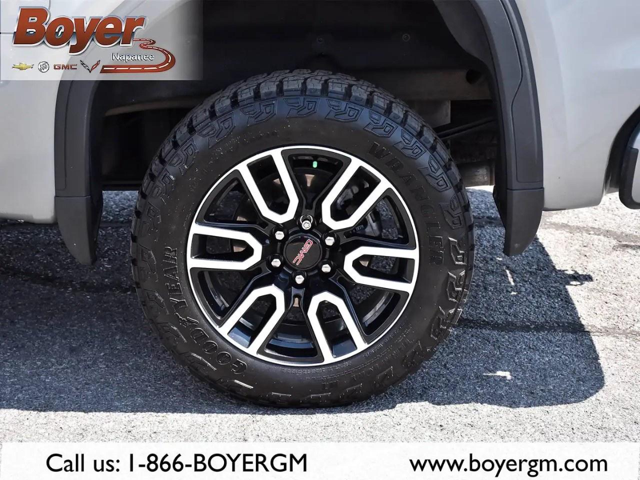 2026 GMC Sierra 1500 Crew Cab Short Box 4-Wheel Drive AT4 Photo