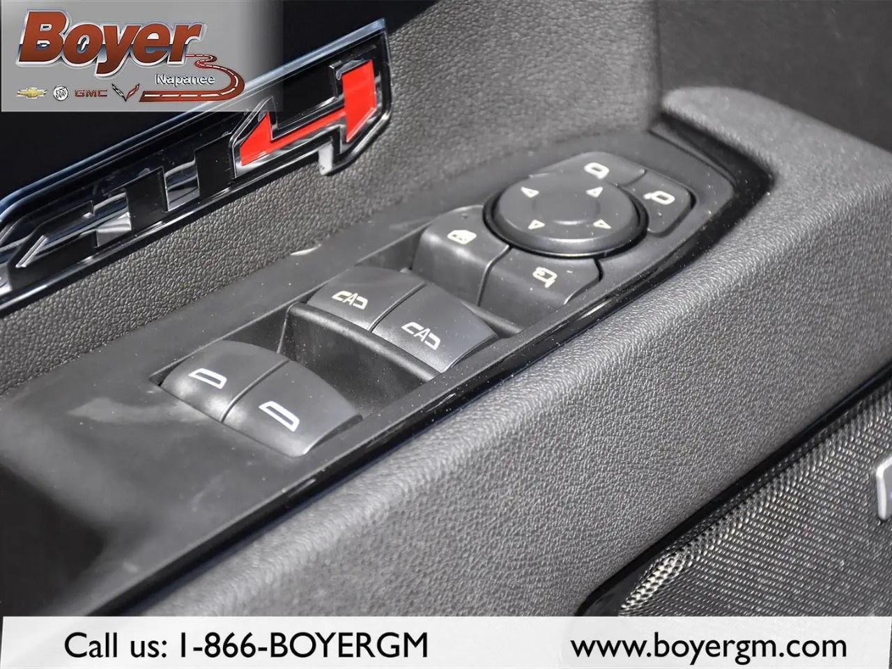 2026 GMC Sierra 1500 Crew Cab Short Box 4-Wheel Drive AT4 Photo