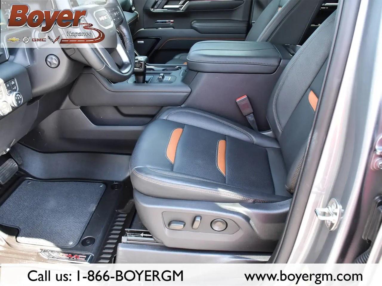 2026 GMC Sierra 1500 Crew Cab Short Box 4-Wheel Drive AT4 Photo