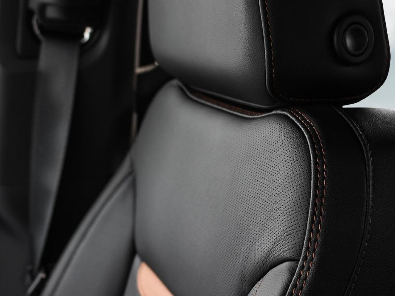 2026 GMC Sierra 1500 Crew Cab Short Box 4-Wheel Drive AT4 Photo