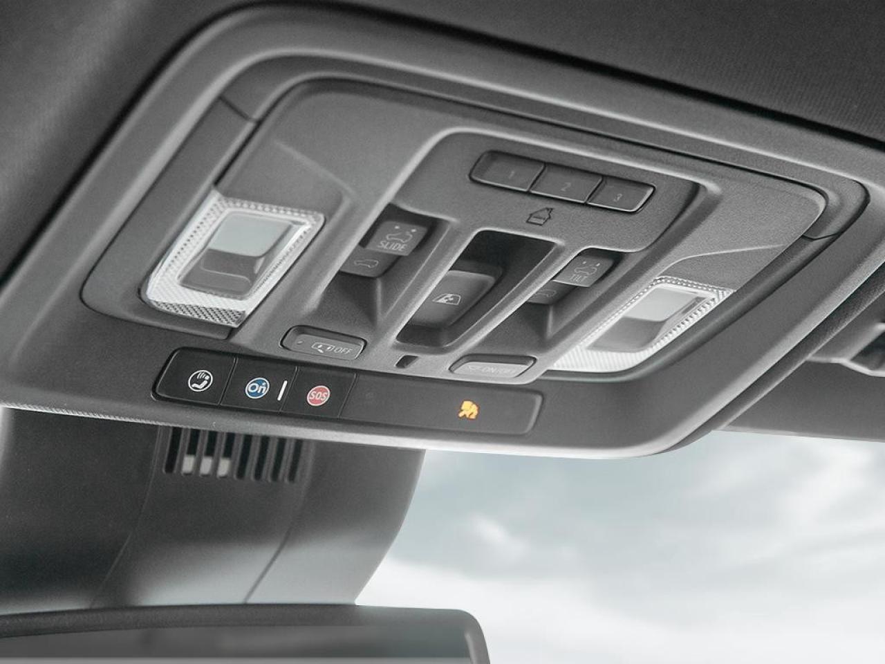 2026 GMC Sierra 1500 Crew Cab Short Box 4-Wheel Drive AT4 Photo