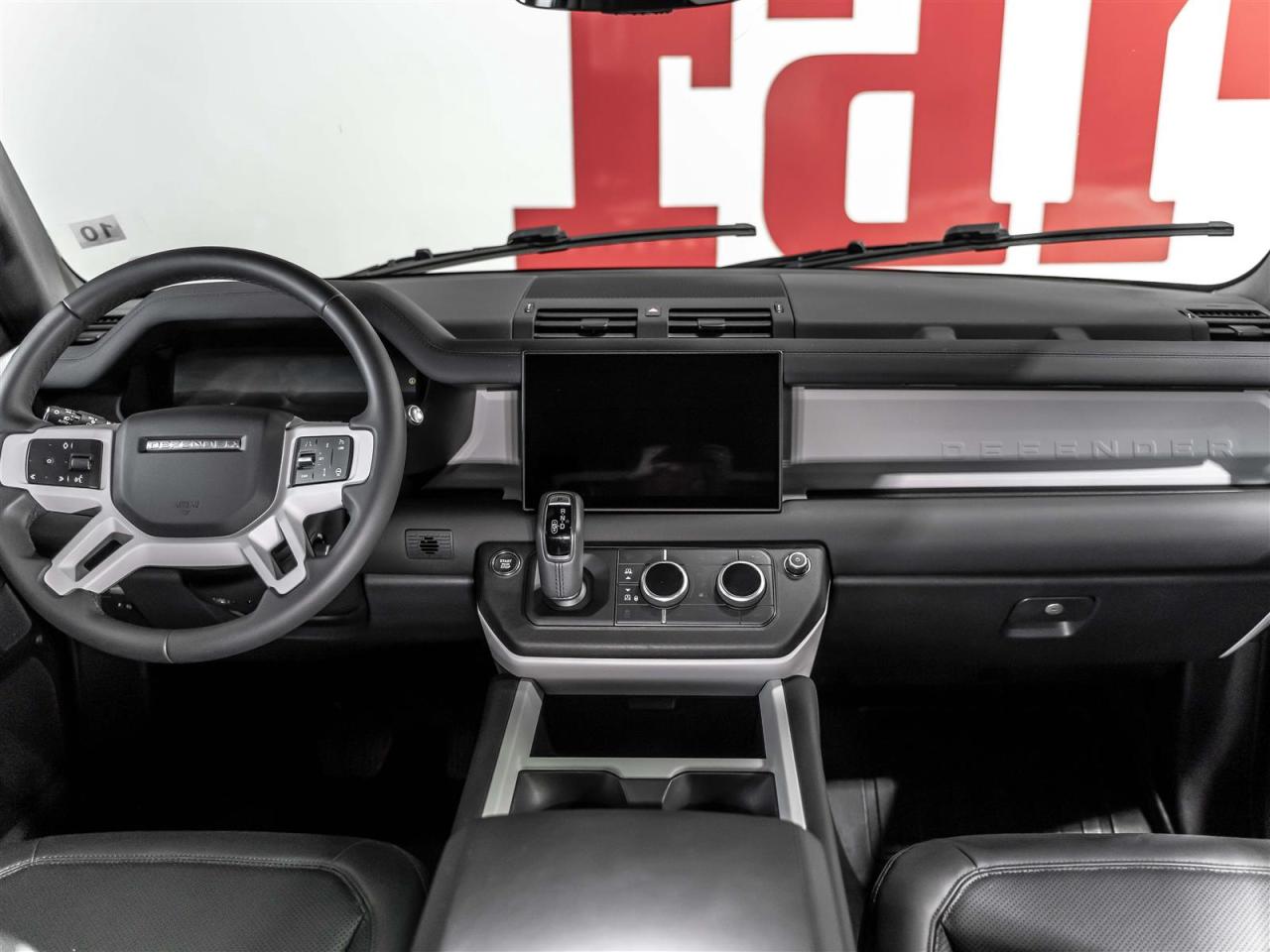 2025 Land Rover Defender S|110 P300|7PASSENGER|ADAPT CRUISE|360CAM|MERIDIAN Photo