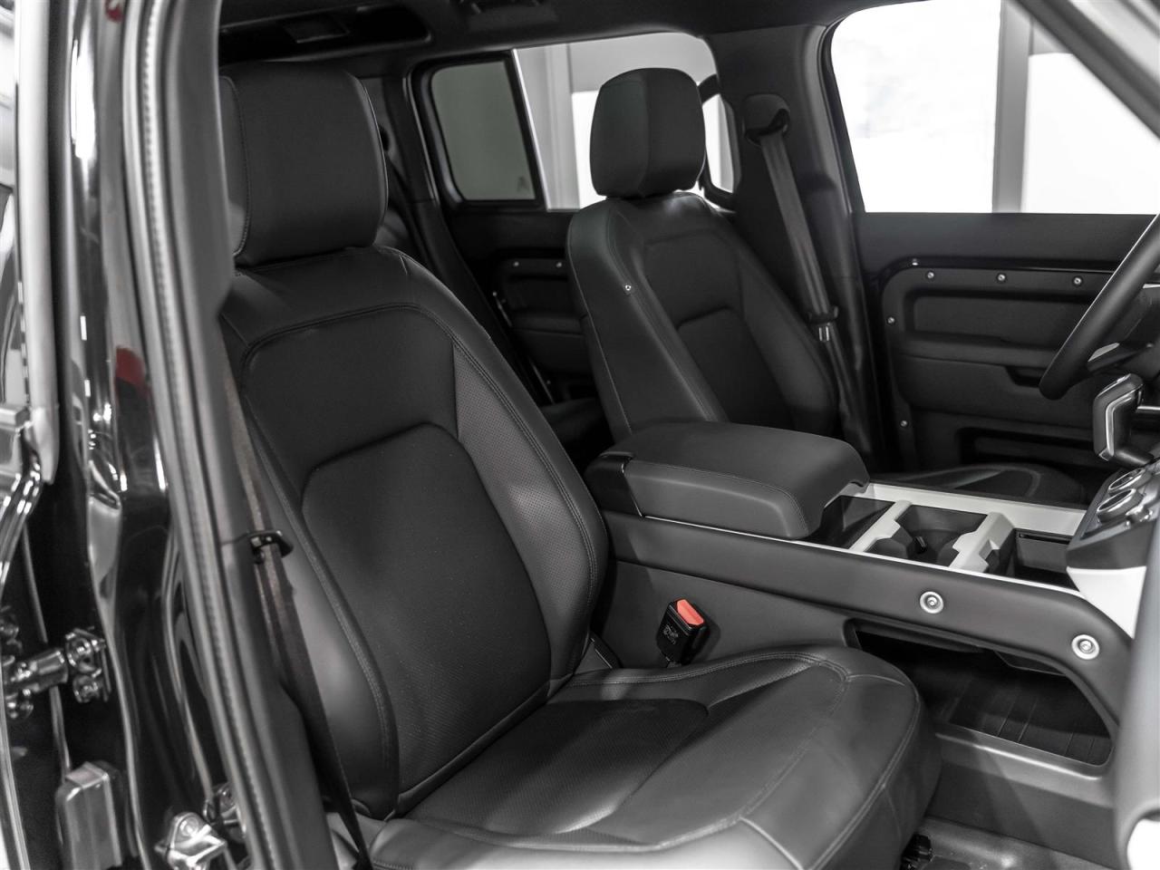 2025 Land Rover Defender S|110 P300|7PASSENGER|ADAPT CRUISE|360CAM|MERIDIAN Photo