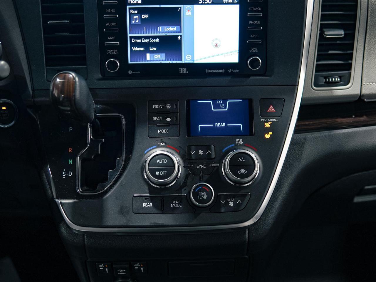 2018 Toyota Sienna LIMITED AWD | NO ACCIDENTS | LTHR | DUAL ROOF | NAV Photo