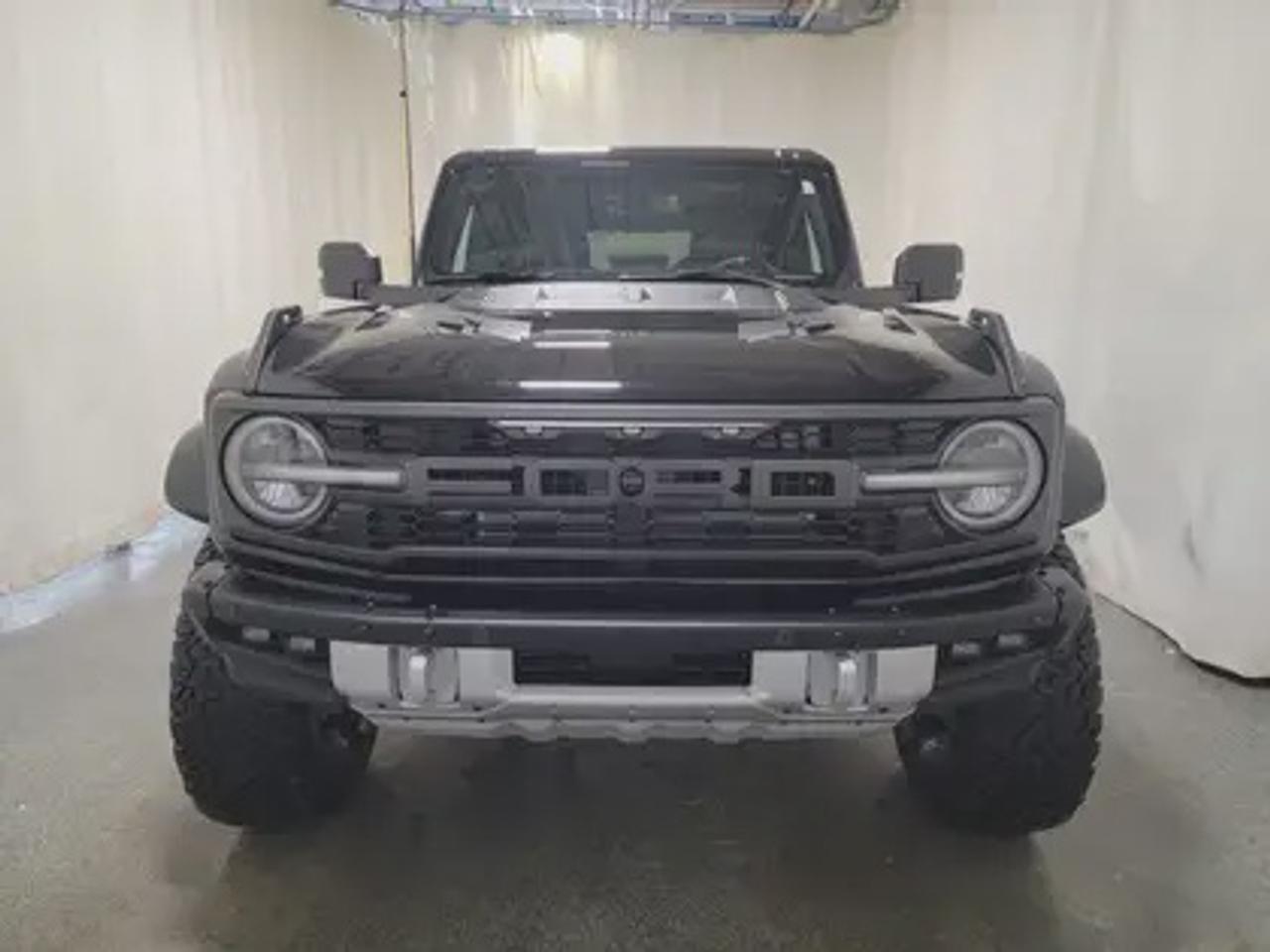 13525757
