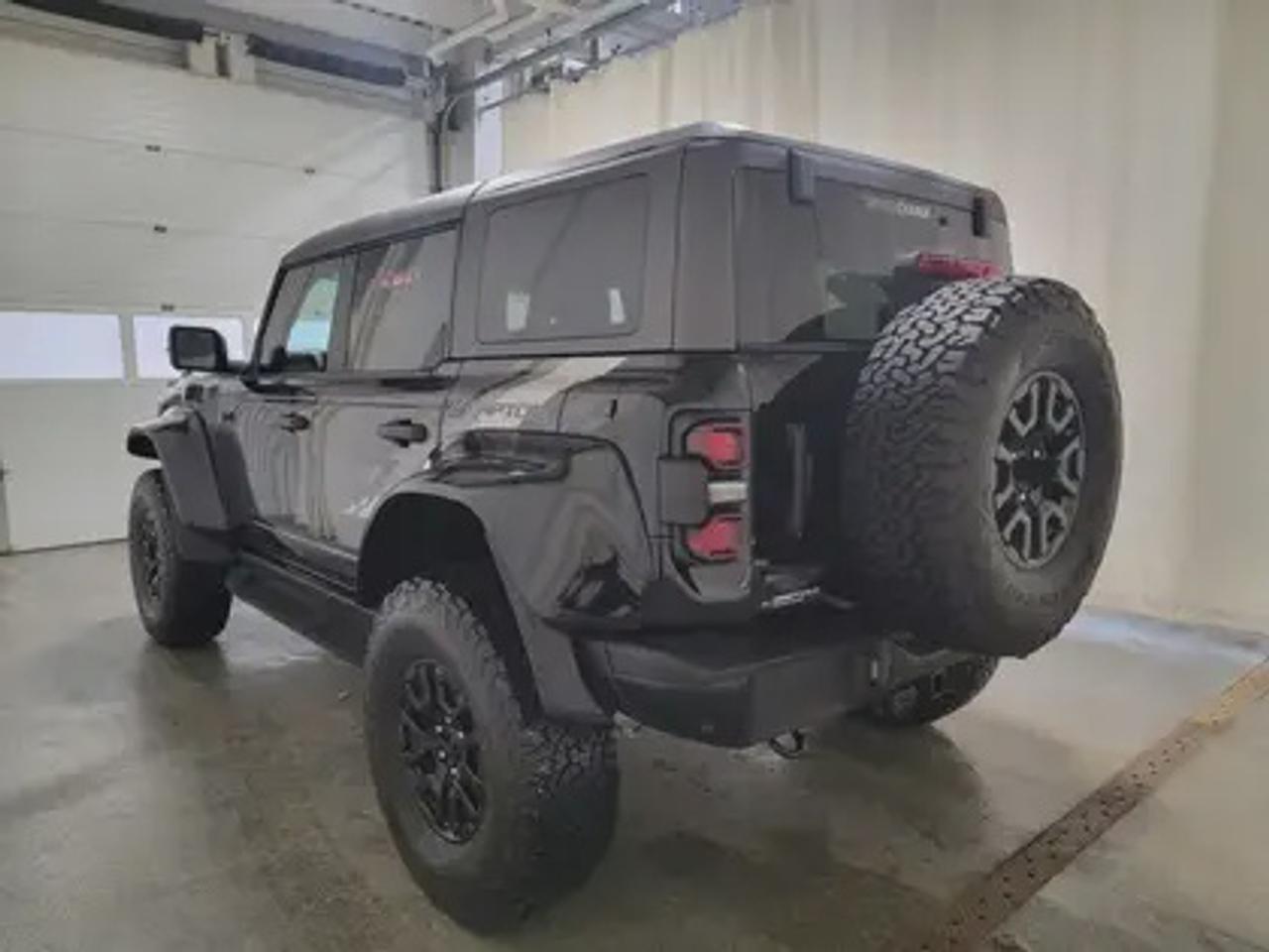 13525757
