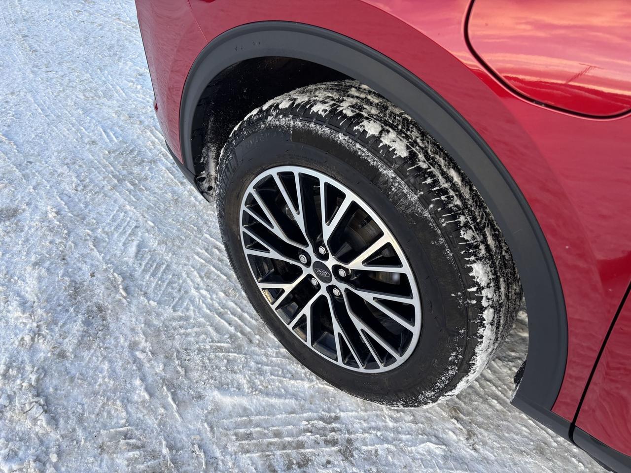 2025 Ford Escape PLUG IN HYBRID! LANE KEEPING, REMOTE START,LEATHER Photo