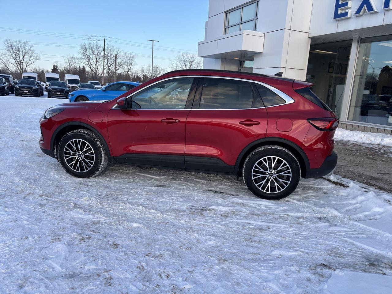 2025 Ford Escape PLUG IN HYBRID! LANE KEEPING, REMOTE START,LEATHER Photo