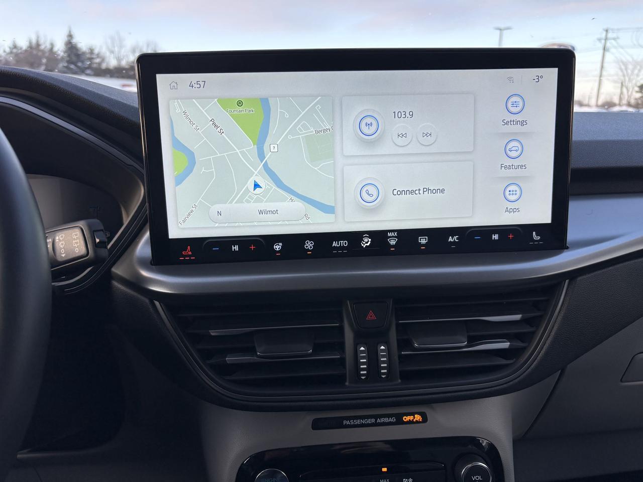 2025 Ford Escape PLUG IN HYBRID! LANE KEEPING, REMOTE START,LEATHER Photo