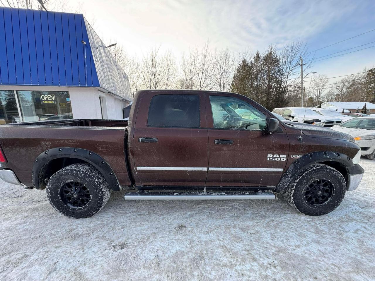 2014 RAM 1500 4WD Crew Cab 140.5" ST Photo