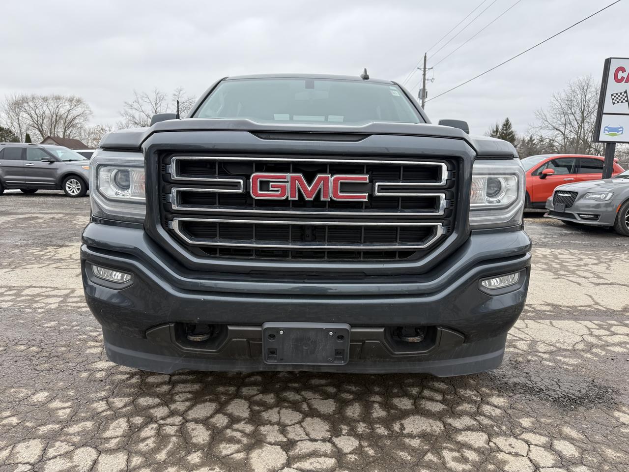 2018 GMC Sierra 1500 SLE Photo
