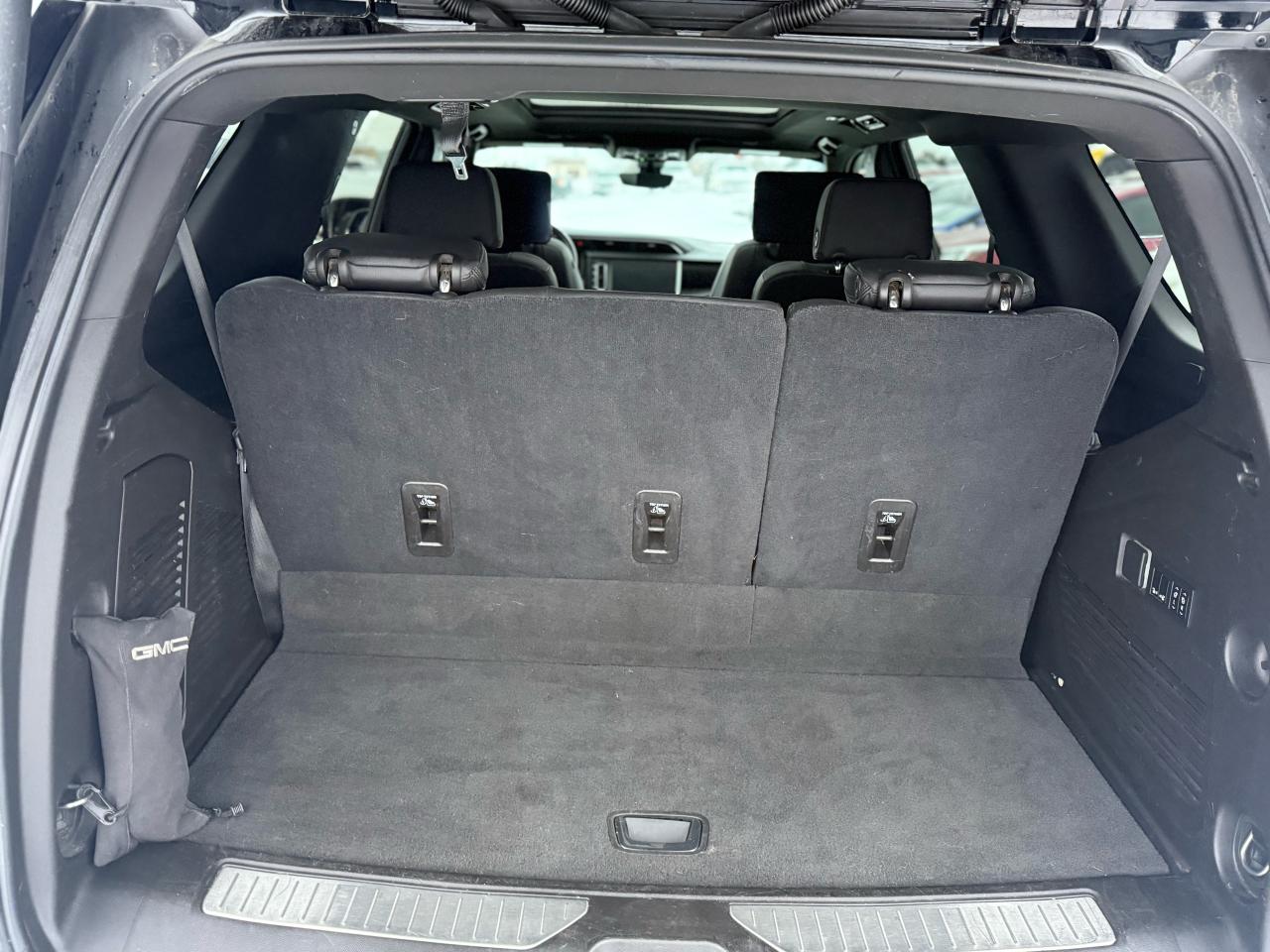 2021 GMC Yukon Denali Photo