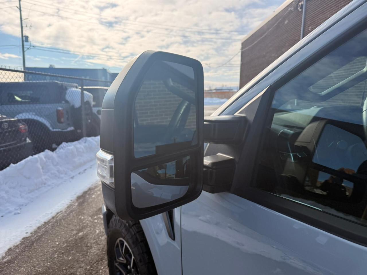 2023 Ford F-150 XLT Photo