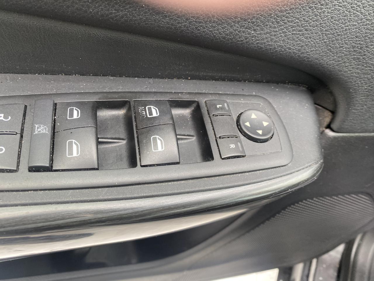 2016 Jeep Cherokee 4WD 4Dr Limited Photo