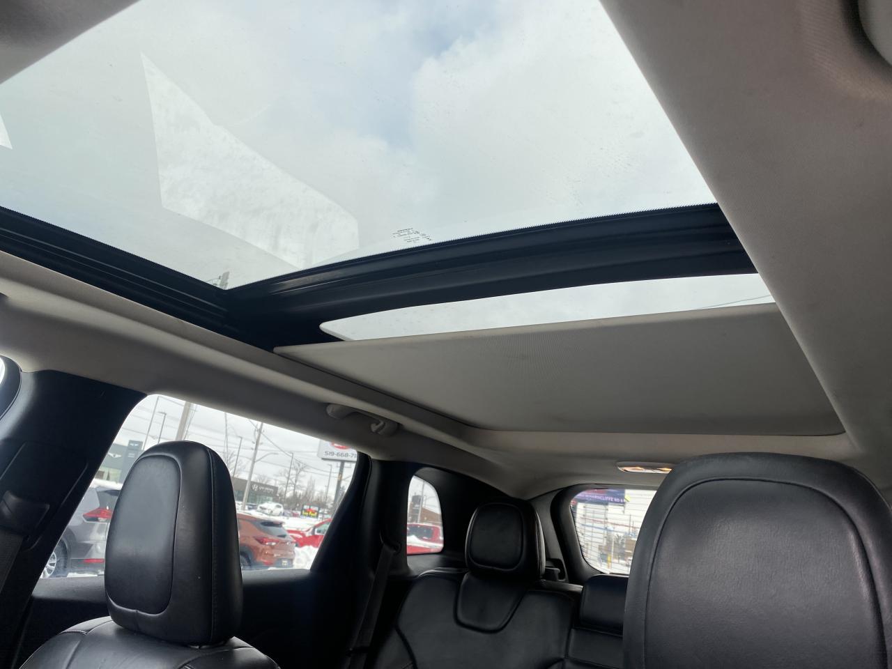 2016 Jeep Cherokee 4WD 4Dr Limited Photo