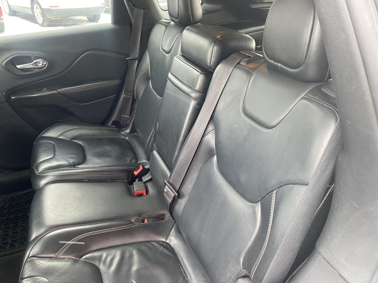 2016 Jeep Cherokee 4WD 4Dr Limited Photo