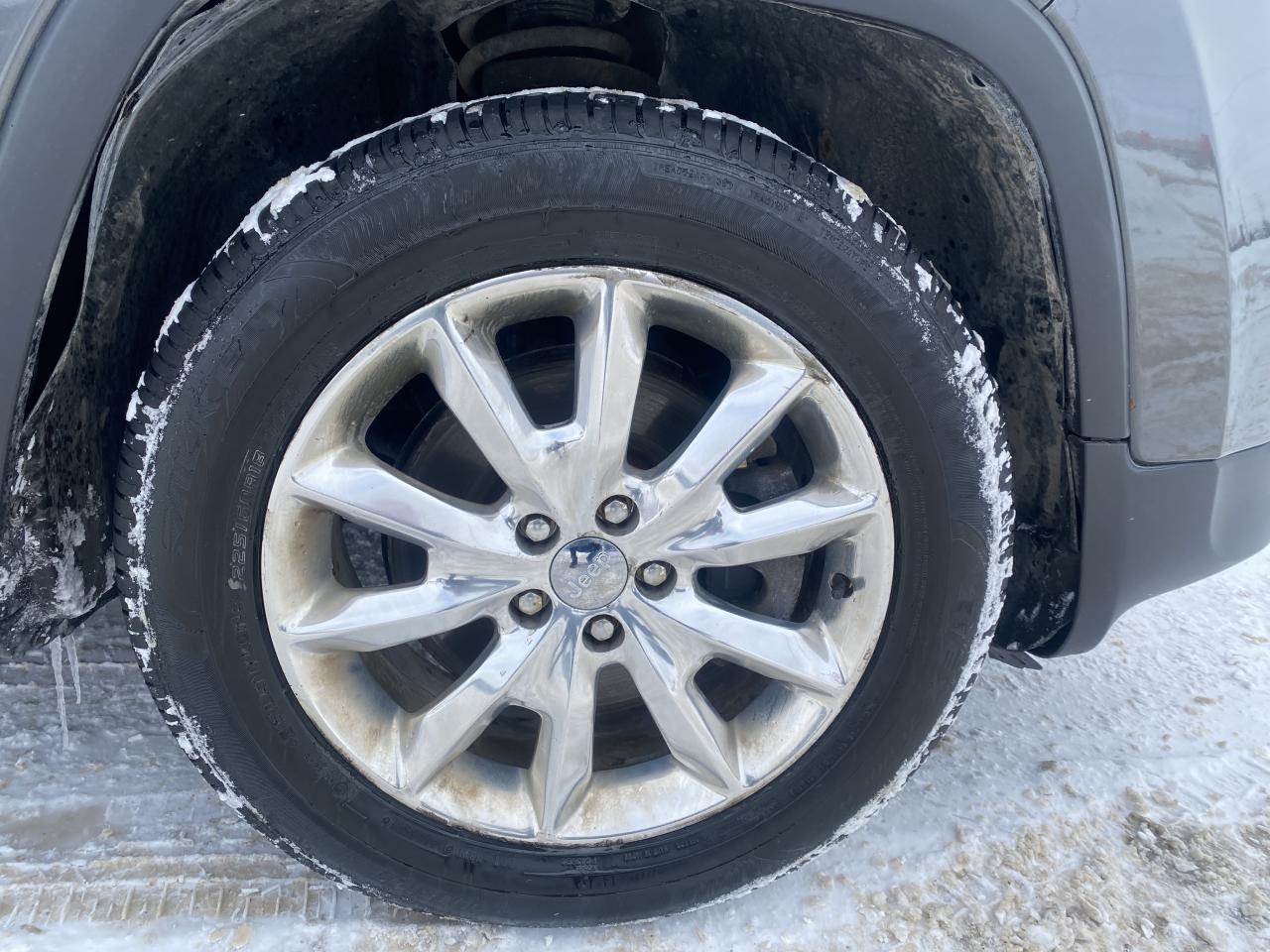 2016 Jeep Cherokee 4WD 4Dr Limited Photo