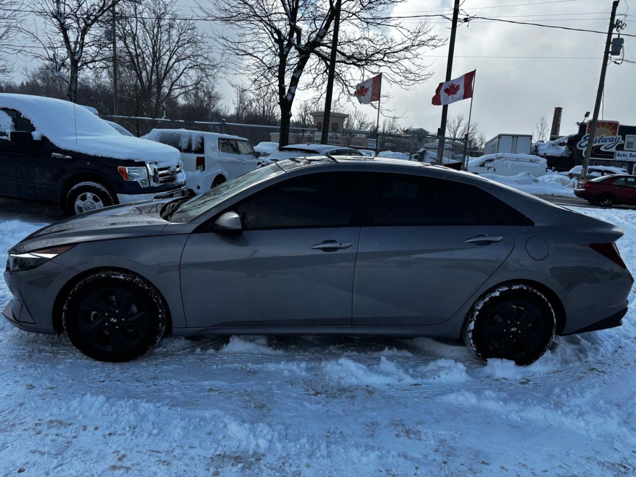 2023 Hyundai Elantra Preferred, Sunroof, Remote Starter, Lane Departure