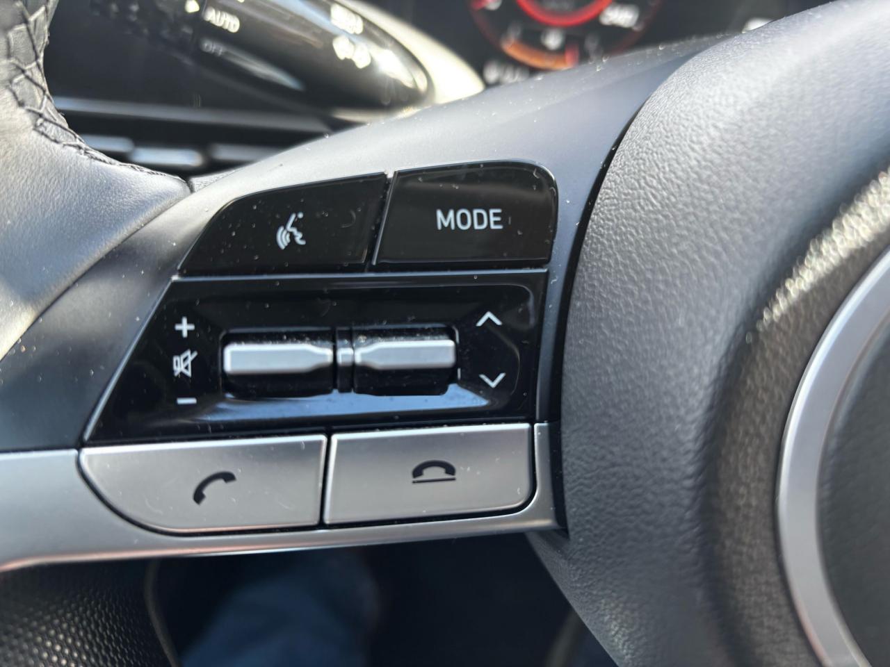 2023 Hyundai Elantra Preferred, Sunroof, Remote Starter, Lane Departure