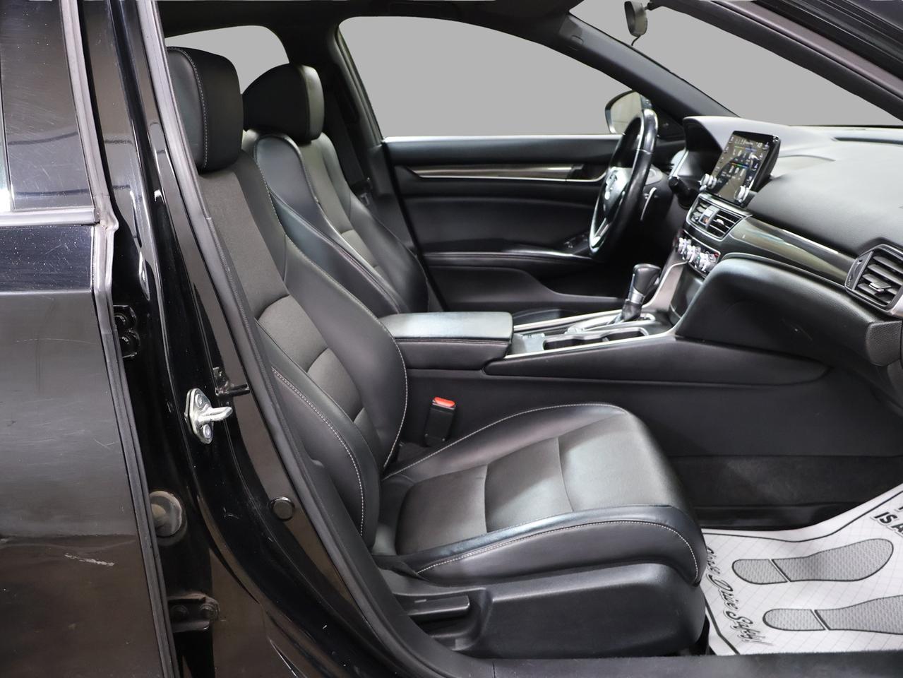 2018 Honda Accord SPORT CERTIFIED *ACCIDENT FREE* CAMERA BLUETOOTH LEATHER HEATED SEATS SUNROOF CRUISE ALLOYS Photo