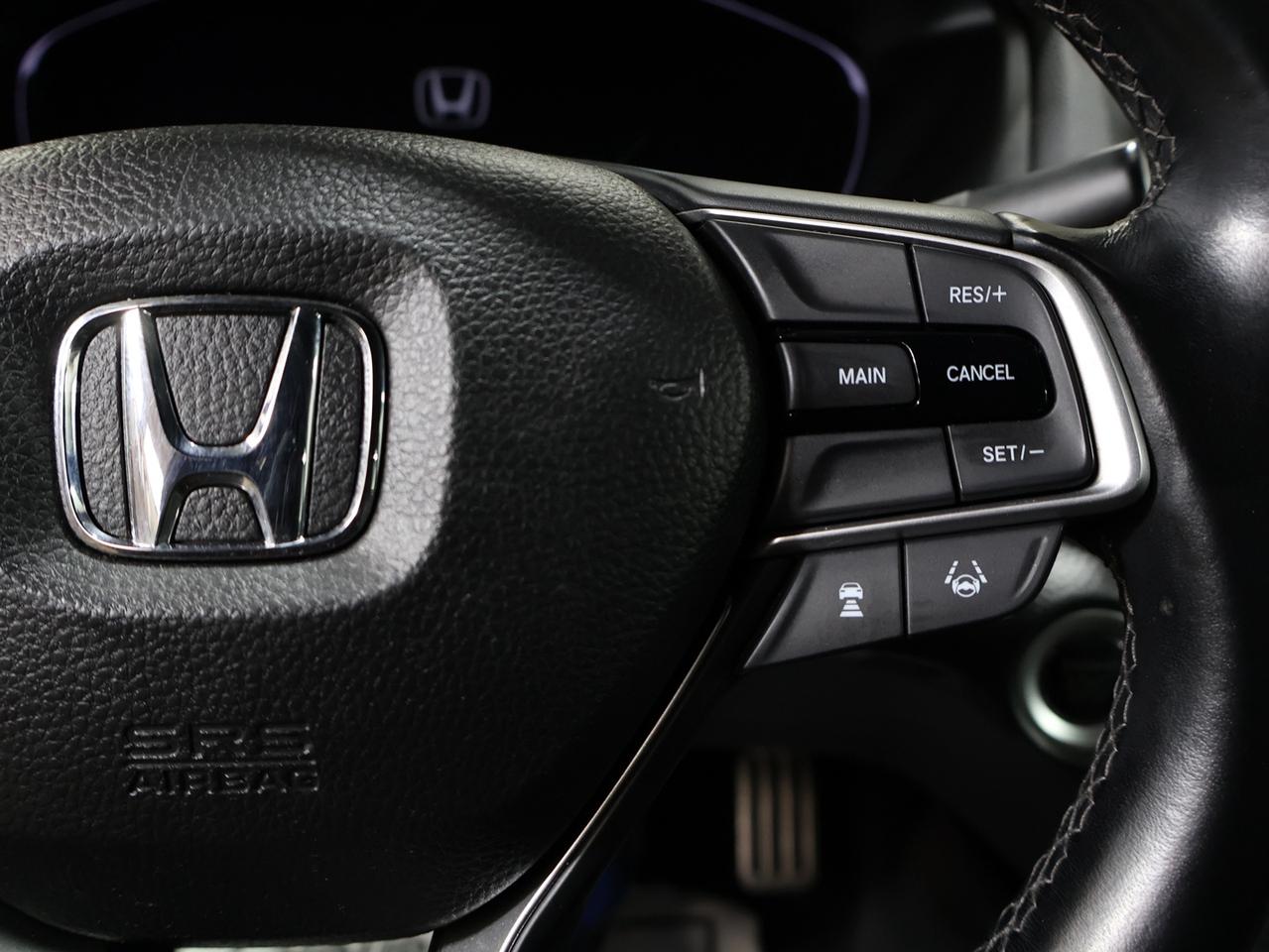 2018 Honda Accord SPORT CERTIFIED *ACCIDENT FREE* CAMERA BLUETOOTH LEATHER HEATED SEATS SUNROOF CRUISE ALLOYS Photo