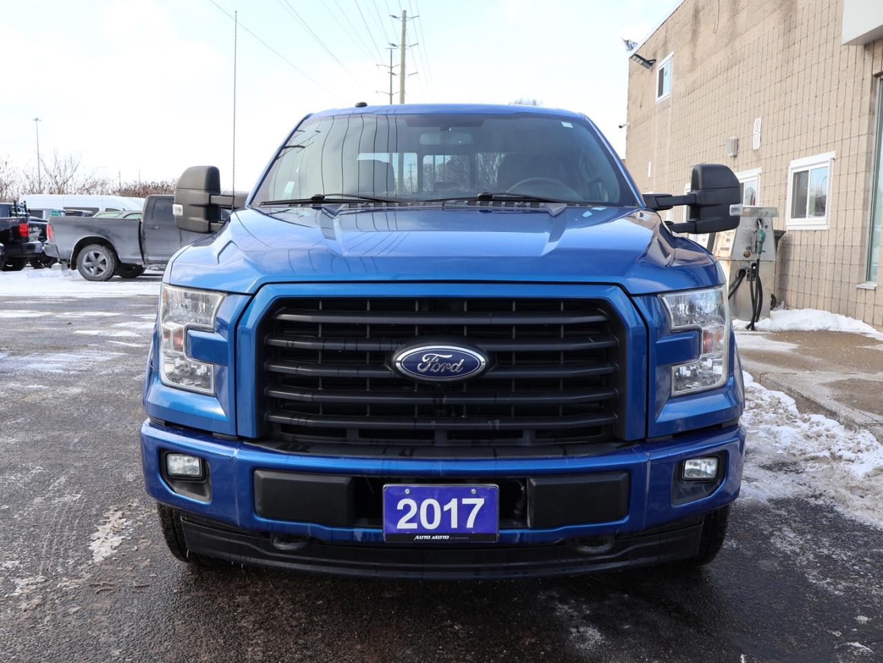 2017 Ford F-150 V8 FX-4 OFF-ROAD 4WD CERTIFIED *SERVICE RECORDS* CAMERA NAV BLUETOOTH HEATED SEATS CRUISE ALLOYS Photo2
