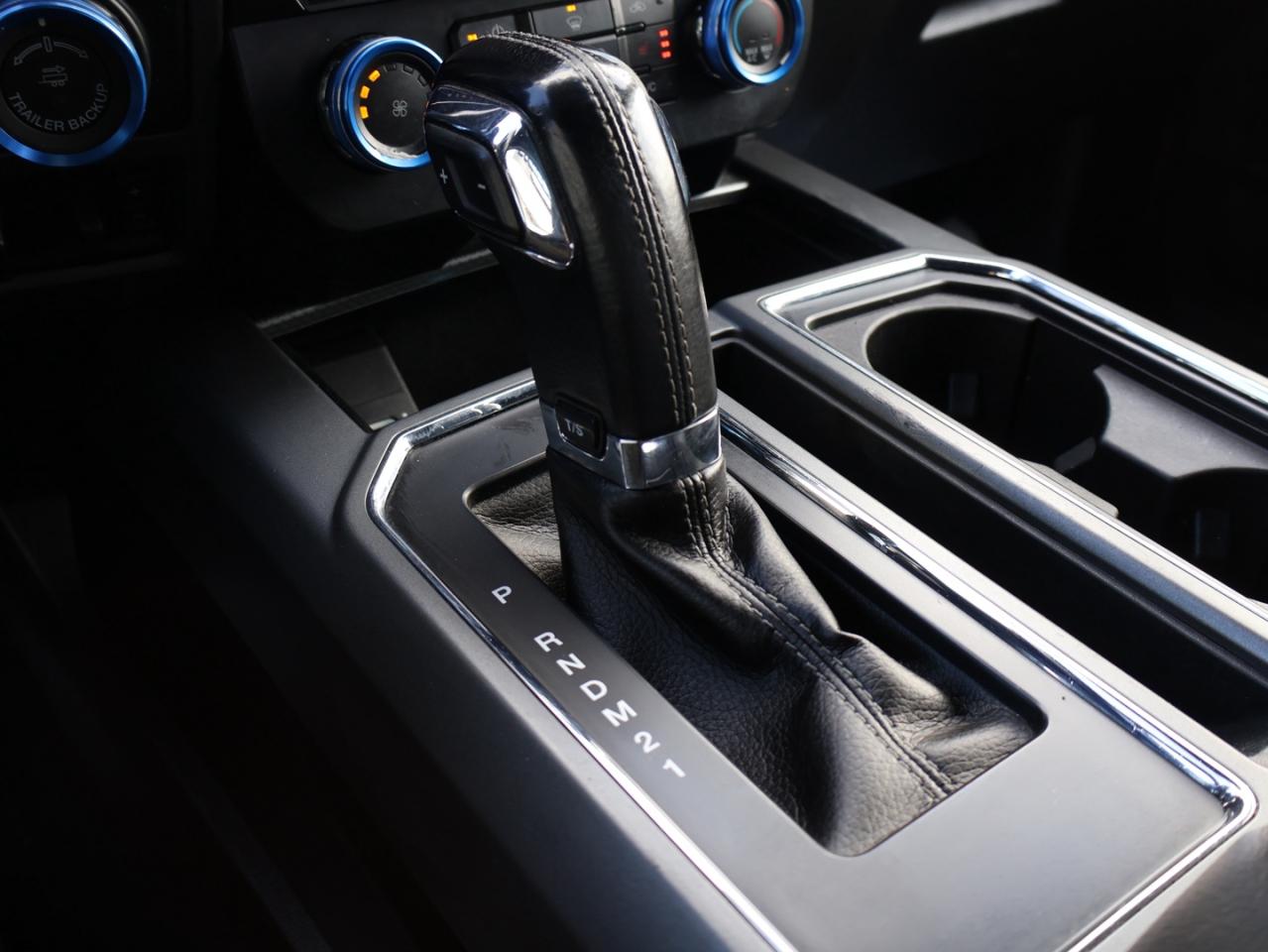 2017 Ford F-150 V8 FX-4 OFF-ROAD 4WD CERTIFIED *SERVICE RECORDS* CAMERA NAV BLUETOOTH HEATED SEATS CRUISE ALLOYS Photo