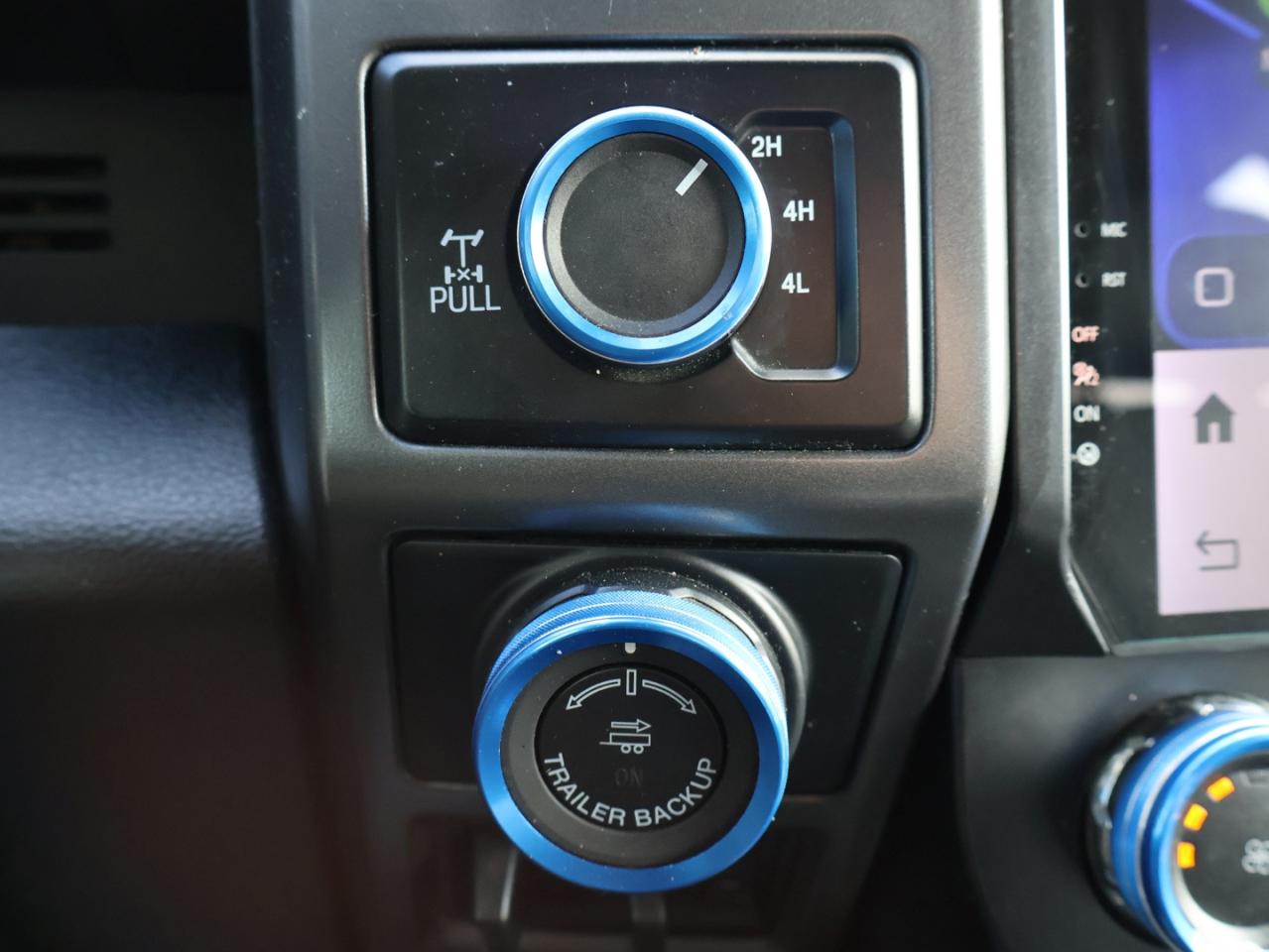 2017 Ford F-150 V8 FX-4 OFF-ROAD 4WD CERTIFIED *SERVICE RECORDS* CAMERA NAV BLUETOOTH HEATED SEATS CRUISE ALLOYS Photo