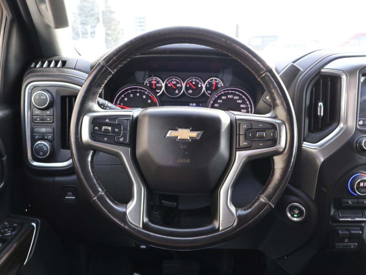 2021 Chevrolet Silverado 1500 V8 LT-Z71 4WD CERTIFIED *ACCIDENT FREE*CHEVY MAINTAIN* CAMERA BLUETOOTH HEATED SEATS CRUISE ALLOYS Photo