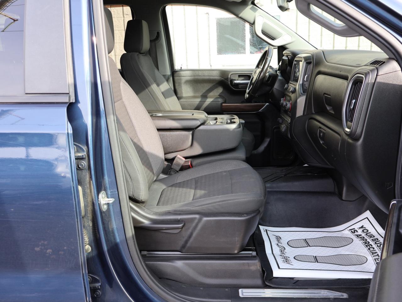 2021 Chevrolet Silverado 1500 V8 LT-Z71 4WD CERTIFIED *ACCIDENT FREE*CHEVY MAINTAIN* CAMERA BLUETOOTH HEATED SEATS CRUISE ALLOYS Photo