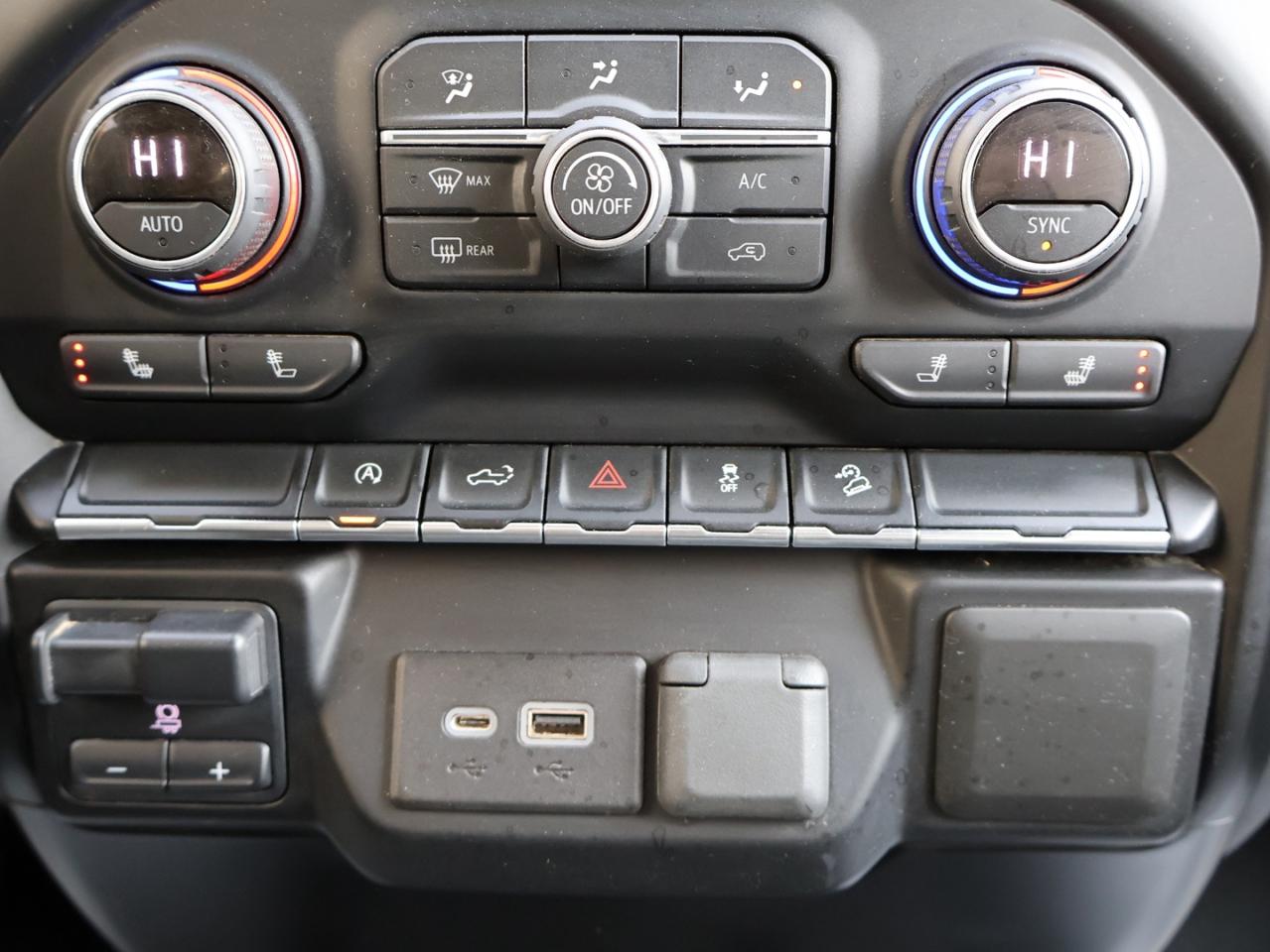 2021 Chevrolet Silverado 1500 V8 LT-Z71 4WD CERTIFIED *ACCIDENT FREE*CHEVY MAINTAIN* CAMERA BLUETOOTH HEATED SEATS CRUISE ALLOYS Photo