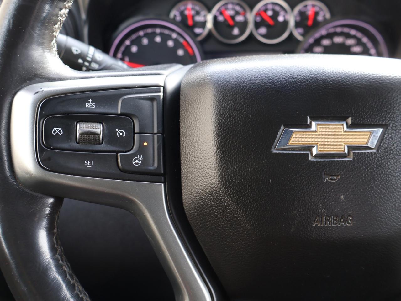 2021 Chevrolet Silverado 1500 V8 LT-Z71 4WD CERTIFIED *ACCIDENT FREE*CHEVY MAINTAIN* CAMERA BLUETOOTH HEATED SEATS CRUISE ALLOYS Photo