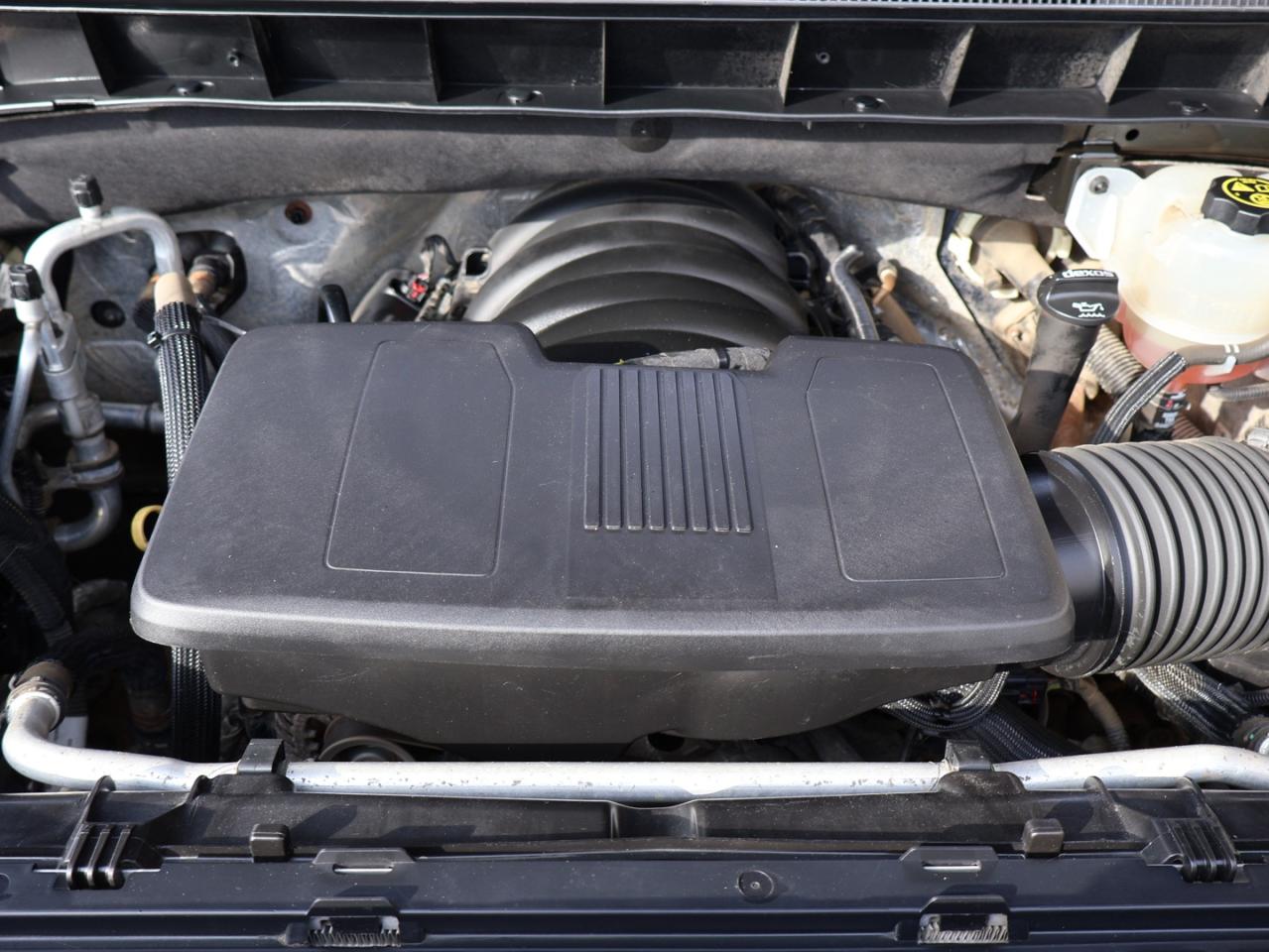 2021 Chevrolet Silverado 1500 V8 LT-Z71 4WD CERTIFIED *ACCIDENT FREE*CHEVY MAINTAIN* CAMERA BLUETOOTH HEATED SEATS CRUISE ALLOYS Photo