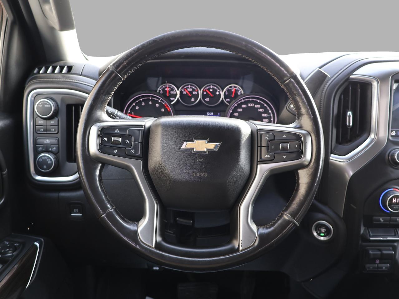 2021 Chevrolet Silverado 1500 V8 LT-Z71 4WD CERTIFIED *ACCIDENT FREE*CHEVY MAINTAIN* CAMERA BLUETOOTH HEATED SEATS CRUISE ALLOYS Photo