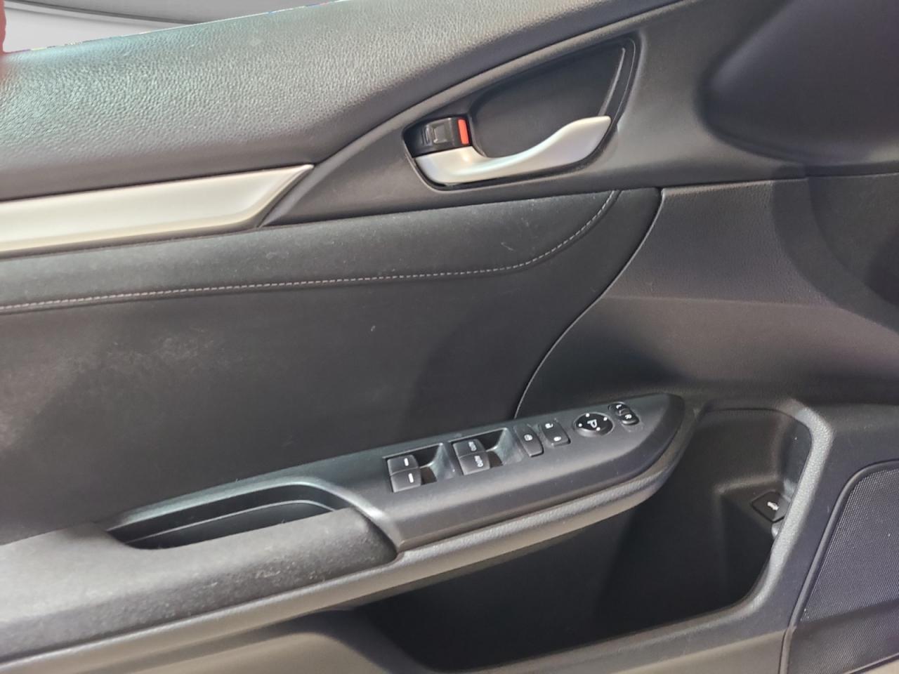 2018 Honda Civic EX - Photo #11