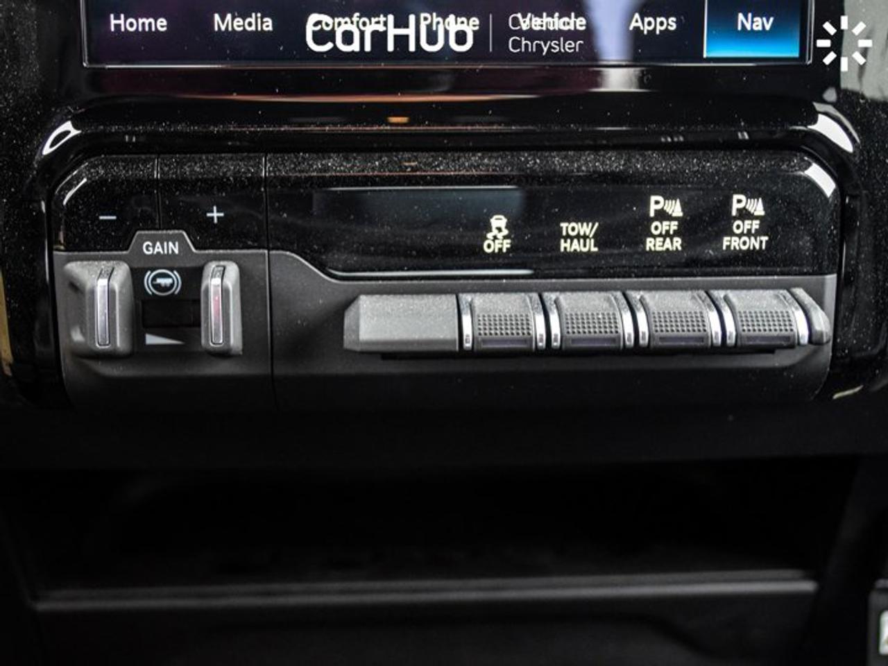 2025 RAM 3500 Tradesman 4x4 Crew Cab 6'4" Box 12"Display Level 1 Equipment Photo