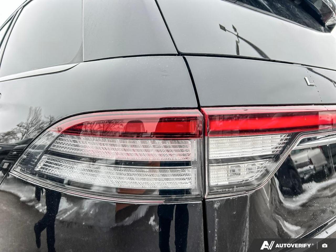 2023 Lincoln Aviator Reserve 200A|$15K IN OPTIONS| TOW PKG|ILLUM PKG|JET PKG Photo