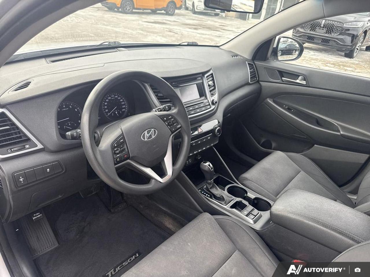2018 Hyundai Tucson 2.0L NO ACCIDENTS|WINTERS|19 SVC RECORDS|1 OWNER Photo