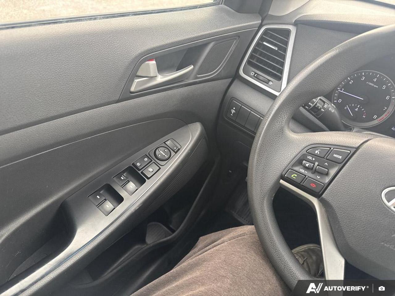 2018 Hyundai Tucson 2.0L NO ACCIDENTS|WINTERS|19 SVC RECORDS|1 OWNER Photo